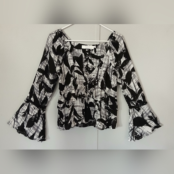 ASTR The Label Tie Front Bell Sleeve Peplum Top - Picture 11 of 14